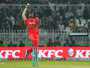 Islamabad United go three in three after Holder's all-round heroics